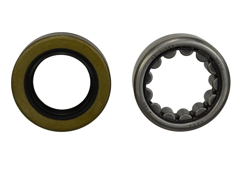 

Ford Racing M-1225-B - FRPM-1225-B - Ford Racing 8.8 Inch Outer Axle Bearing and Seal Kit - Shipped in Europe - Tuningsupply.com

