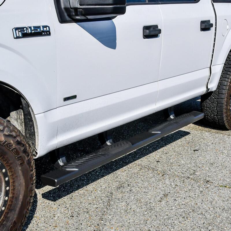 

Westin 28-521095 - WES28-521095 - Westin Ram 15-26 Ford F-150 / 17-26 Ford F-250 & F350 Crew Cab R5 XD Nerf Step Bars - Black - Shipped in Europe - Tuningsupply.com
