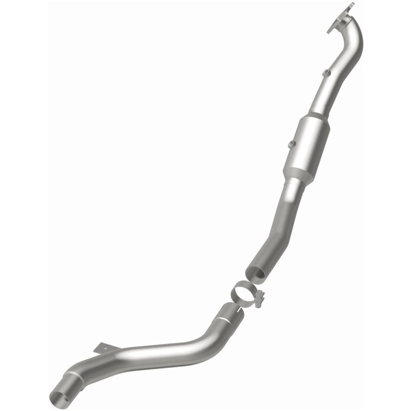 

Magnaflow 22-141 - MAG22-141 - MagnaFlow Right Side Direct Fit Catalytic Converter 15-17 Chrysler 300 3.6L (4-Bolt Flange) - Shipped in Europe - Tuningsupply.com
