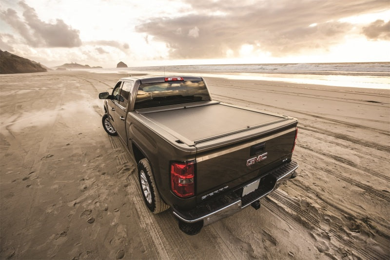 

Roll-N-Lock  - RNLBT151A - Roll-N-Lock 17-19 Ford F-250/F-350 Super Duty SB 80-3/8in A-Series Retractable Tonneau Cover - Shipped in Europe - Tuningsupply.com
