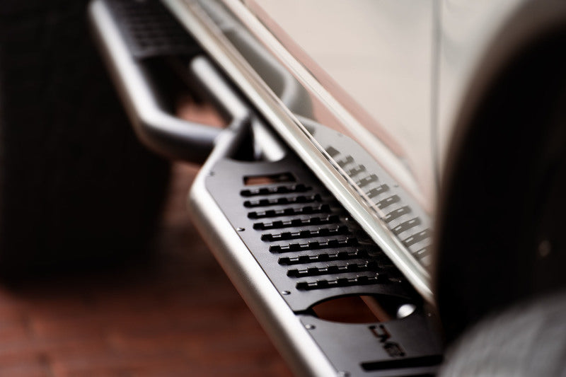 

DV8 Offroad  - DVESRBR-02 - DV8 Offroad 21-22 Ford Bronco OE Plus Series Side Steps - Shipped in Europe - Tuningsupply.com
