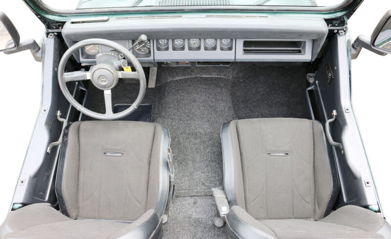 

Husky Liners HBRCYJ76F - HSLHBRCYJ76F - Husky Liners 76-95 Jeep Wrangler/CJ7 (Incl. Heat Shields) Guardian Comfort Jeep Liner - Shipped in Europe - Tuningsupply.com
