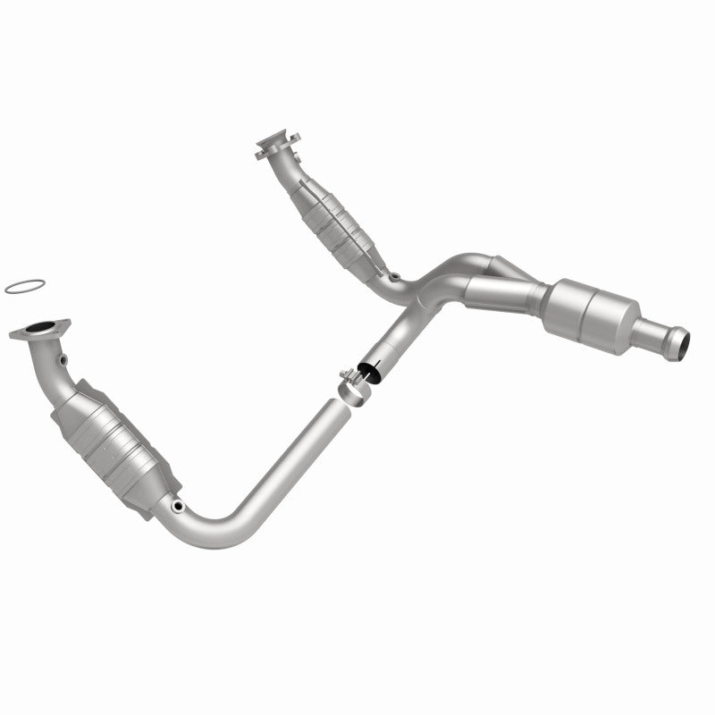 

Magnaflow 51578 - MAG51578 - MagnaFlow Conv DF 09-13 Chevy Avalanche 5.3L - Shipped in Europe - Tuningsupply.com
