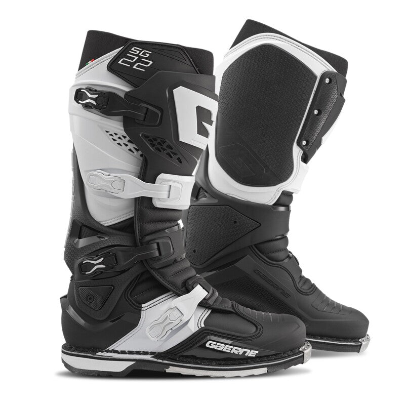 Gaerne SG22 Boot Black/White Size - 10-tuningsupply.com