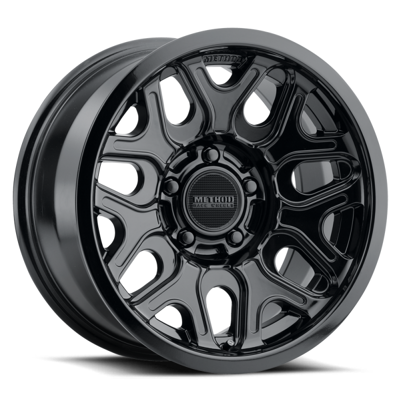 Method MR322 / 17x8.5 / 6x5.5 BP / 0ET / 4.72in BS / 106.25mm CB - Gloss Black Wheel-tuningsupply.com