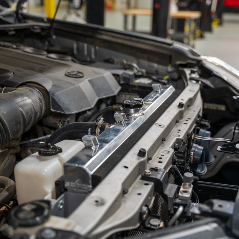 

Mishimoto MMRAD-4RUN-10 - MISMMRAD-4RUN-10 - Mishimoto 10-14 Toyota 4Runner 4.0L Performance Aluminum Radiator - Shipped in Europe - Tuningsupply.com
