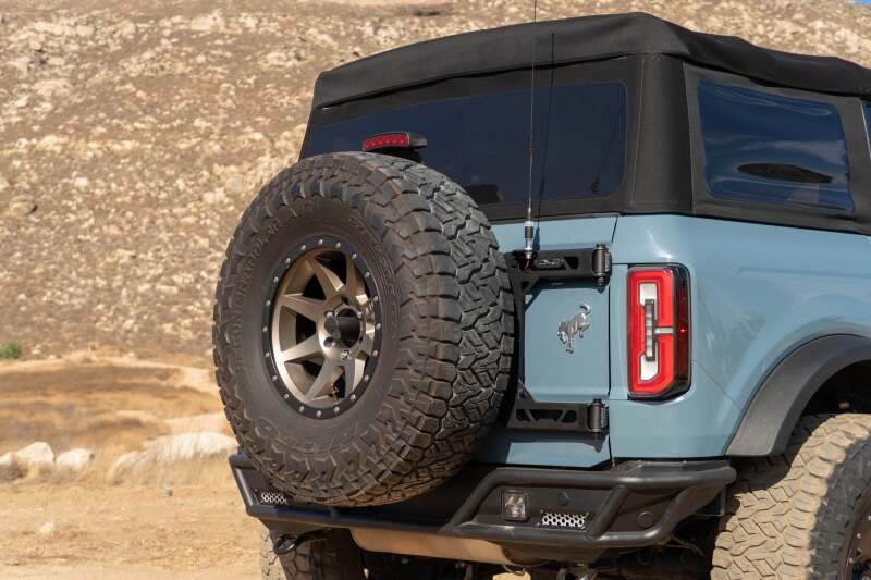 

DV8 Offroad TCBR-02 - DVETCBR-02 - DV8 Offroad 21-24 Ford Bronco Tire Carrier - Shipped in Europe - Tuningsupply.com
