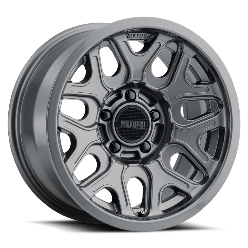 Method MR322 / 18x9 / 8x6.5 BP / 18ET / 5.68in BS / 130.81mm CB - Gloss Titanium Wheel-tuningsupply.com