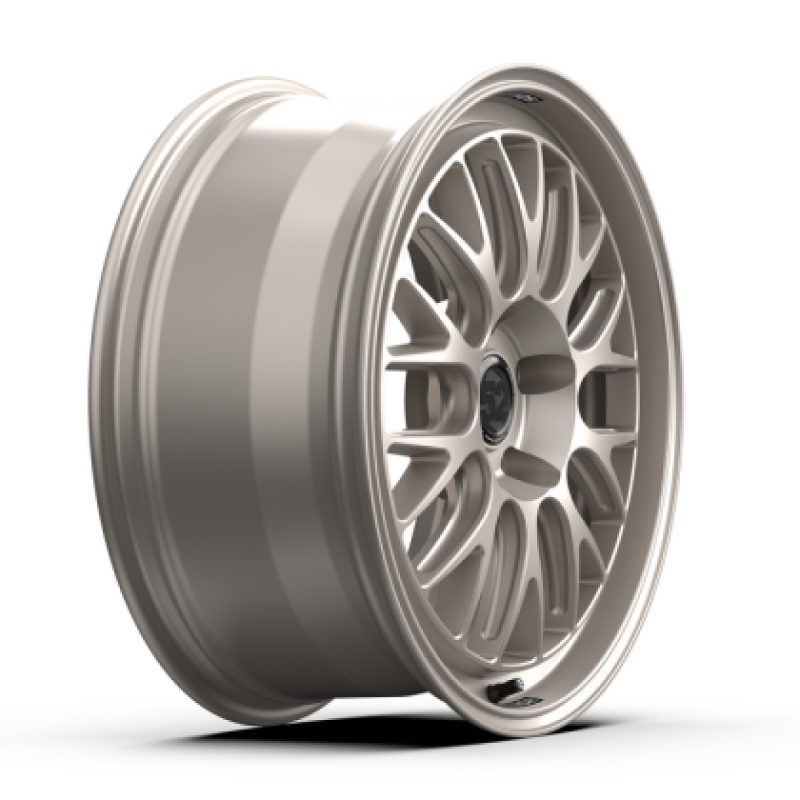 

fifteen52 RSHWG-88551+42 - FFTRSHWG-88551+42 - fifteen52 Holeshot RSR 18x8.5 5x112 42mm ET 57.1mm Center Bore White Gold Wheel - Shipped in Europe - Tuningsupply.com
