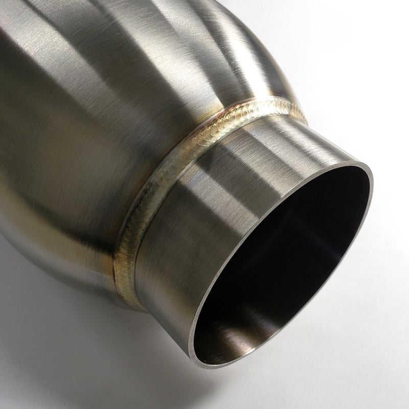 

Stainless Bros 615-06346-0113 - STB615-06346-0113 - Stainless Bros 2.5in SS304 Inlet/Outlet 3.5in round body x 18in OAL Bullett Resonator - Shipped in Europe - Tuningsupply.com
