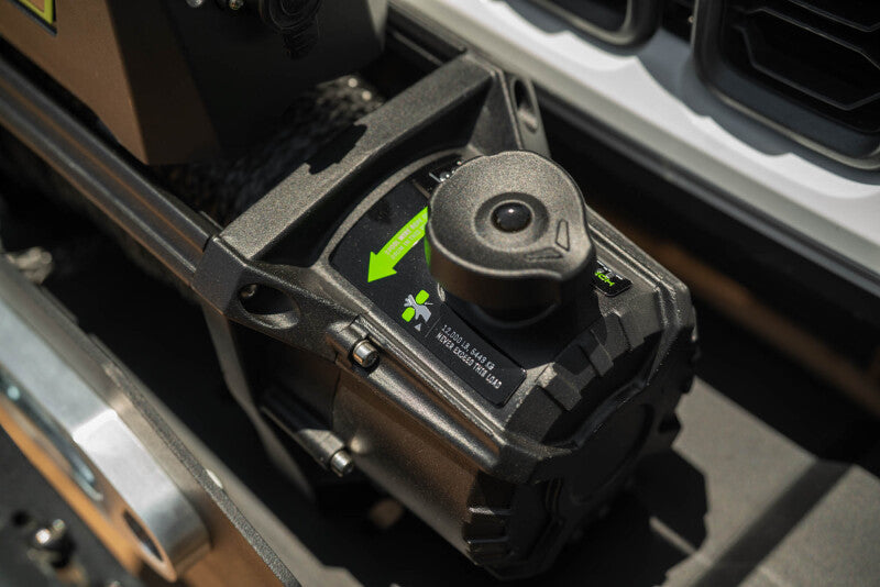 

DV8 Offroad WB12K-SR - DVEWB12K-SR - DV8 Xtract 12k Synthetic Rope Winch - Shipped in Europe - Tuningsupply.com
