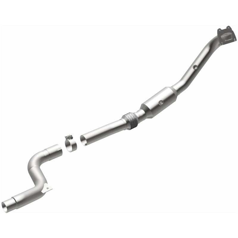 

Magnaflow 22-139 - MAG22-139 - MagnaFlow Left Side Direct Fit Catalytic Converter 15-17 Chrysler 300 3.6L (4-Bolt Flange) - Shipped in Europe - Tuningsupply.com
