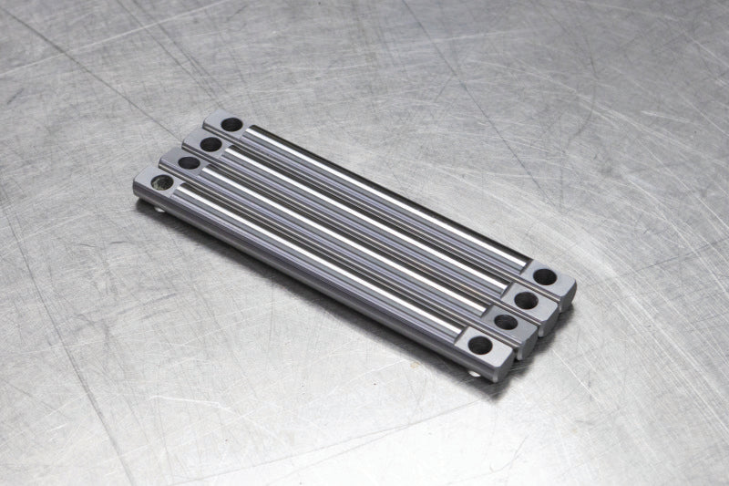 

S&S Cycle 900-1090 - SSC900-1090 - S&S Cycle 2017+ M8 Models Rocker Arm Shaft Set - Shipped in Europe - Tuningsupply.com
