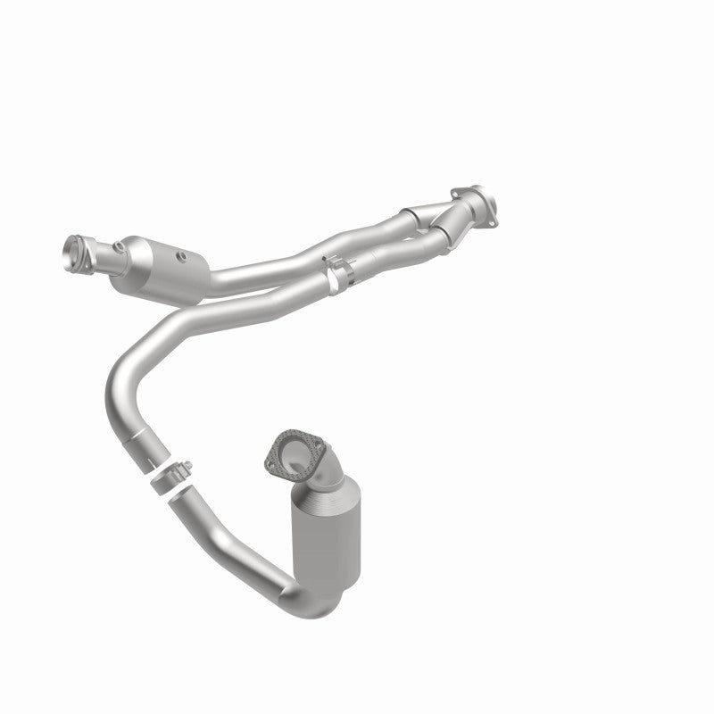 

Magnaflow 21-710 - MAG21-710 - MagnaFlow Direct Fit Catalytic Converter 2015-2017 Transit-150 V6 3.5 OEM Underbody - Shipped in Europe - Tuningsupply.com
