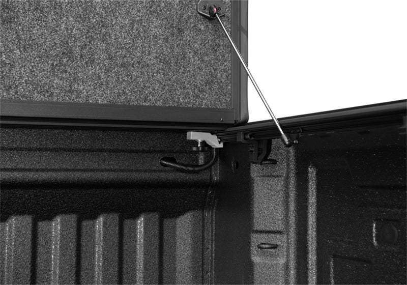 

Undercover UX12024 - UNDUX12024 - UnderCover 2020 Chevy Silverado 2500/3500 HD 6.9ft Ultra Flex Bed Cover - Shipped in Europe - Tuningsupply.com
