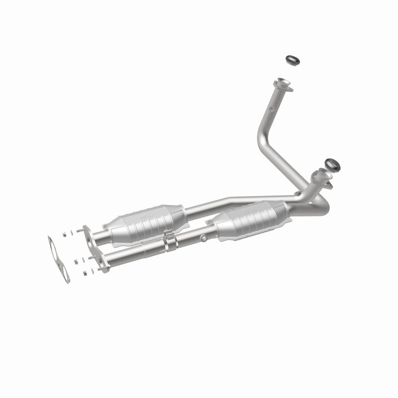 

Magnaflow 23453 - MAG23453 - MagnaFlow Conv DF GM Truck/Suv Dual Outlet 96 - Shipped in Europe - Tuningsupply.com
