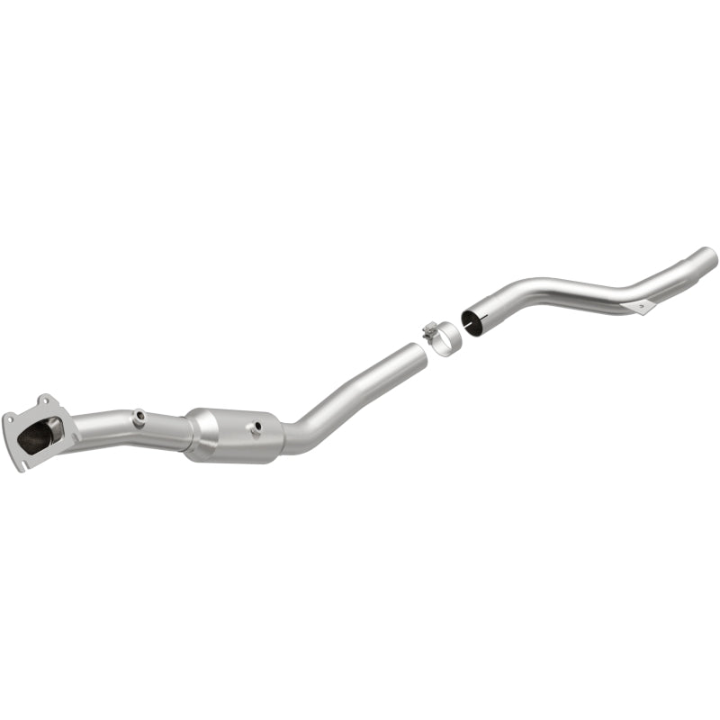 

Magnaflow 22-141 - MAG22-141 - MagnaFlow Right Side Direct Fit Catalytic Converter 15-17 Chrysler 300 3.6L (4-Bolt Flange) - Shipped in Europe - Tuningsupply.com
