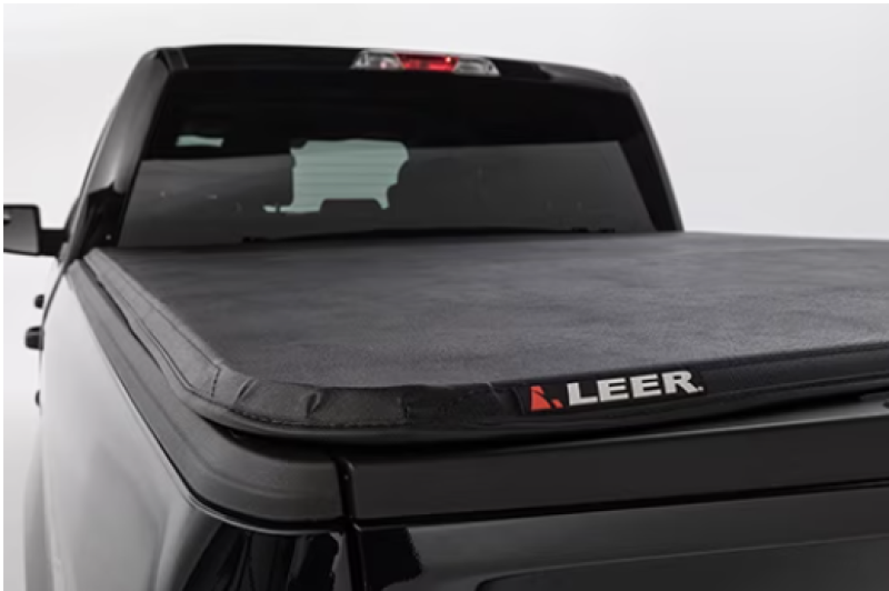 LEER 2015+ Ford F-150 LATITUDE 56FF15 5Ft6In Tonneau Cover - Folding Full Size Short Bed-tuningsupply.com