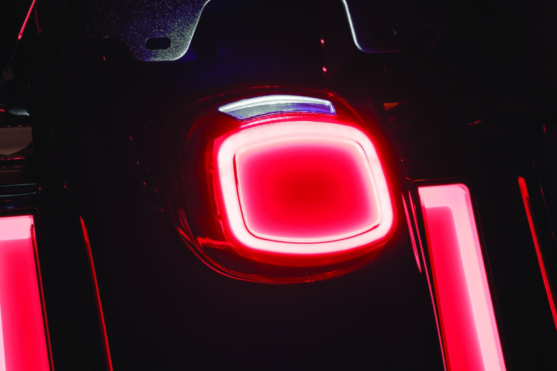 

Kuryakyn 2910 - KUR2910 - Kuryakyn Tracer LED Taillight Red Lens With License Light - Shipped in Europe - Tuningsupply.com
