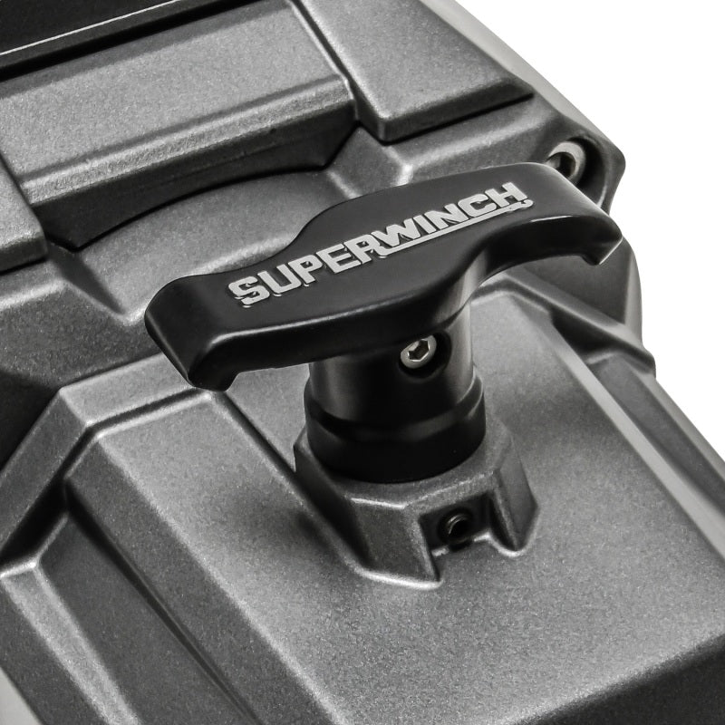

Superwinch  - SUW1712200 - Superwinch 12000 LBS 12V DC 3/8in x 85ft Wire Rope SX 12000 Winch - Graphite - Shipped in Europe - Tuningsupply.com
