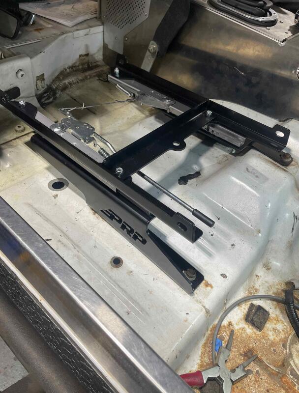 

PRP Seats  - PRPC82 - PRP Jeep CJ7/YJ Seat Mounts  (Complete Pedestal) - Pair - Shipped in Europe - Tuningsupply.com
