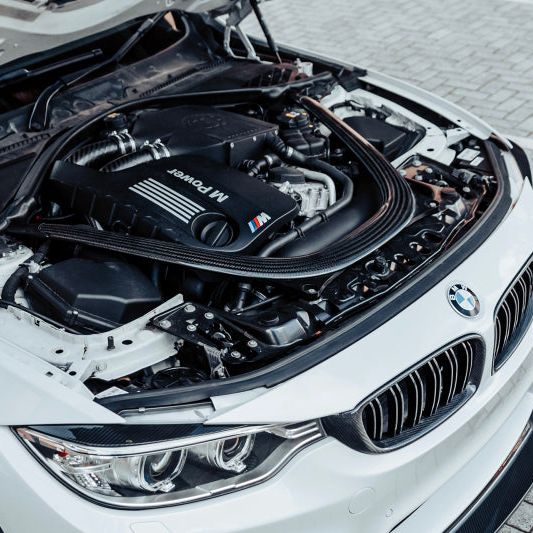 CSF 2014+ BMW M3/M4 (F8X) Top Mount Charge-Air-Cooler - Crinkle Black-tuningsupply.com