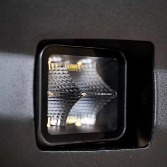 DV8 Offroad 3in Cube LED Light 40W Pod Light 5W LED-tuningsupply.com