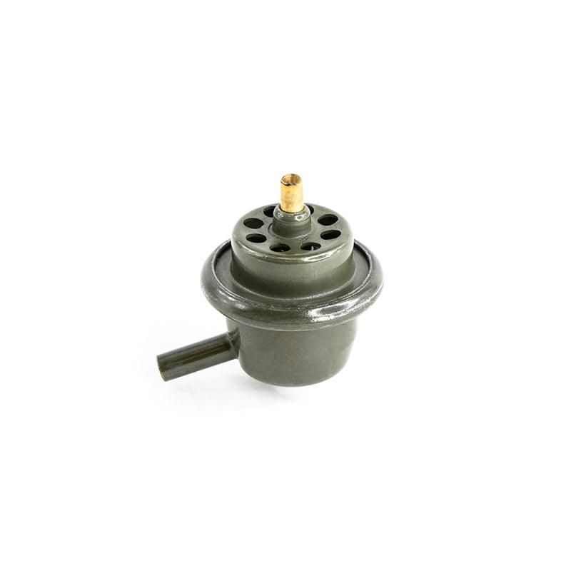 DeatschWerks 99-01 Chevrolet Silverado Direct Replacement Perf. Fuel Pressure Regulator - High Flow-tuningsupply.com