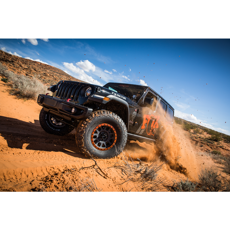 Fox 18-Up Jeep JL 2.5 Performance Series 10.2in. Smooth Body Piggyback DSC Rear Shock 0-1.5in. Lift-tuningsupply.com