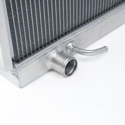 CSF 95-04 Toyota Tacoma (2.7/3.4L) Heavy Duty All-Aluminum Radiator-tuningsupply.com